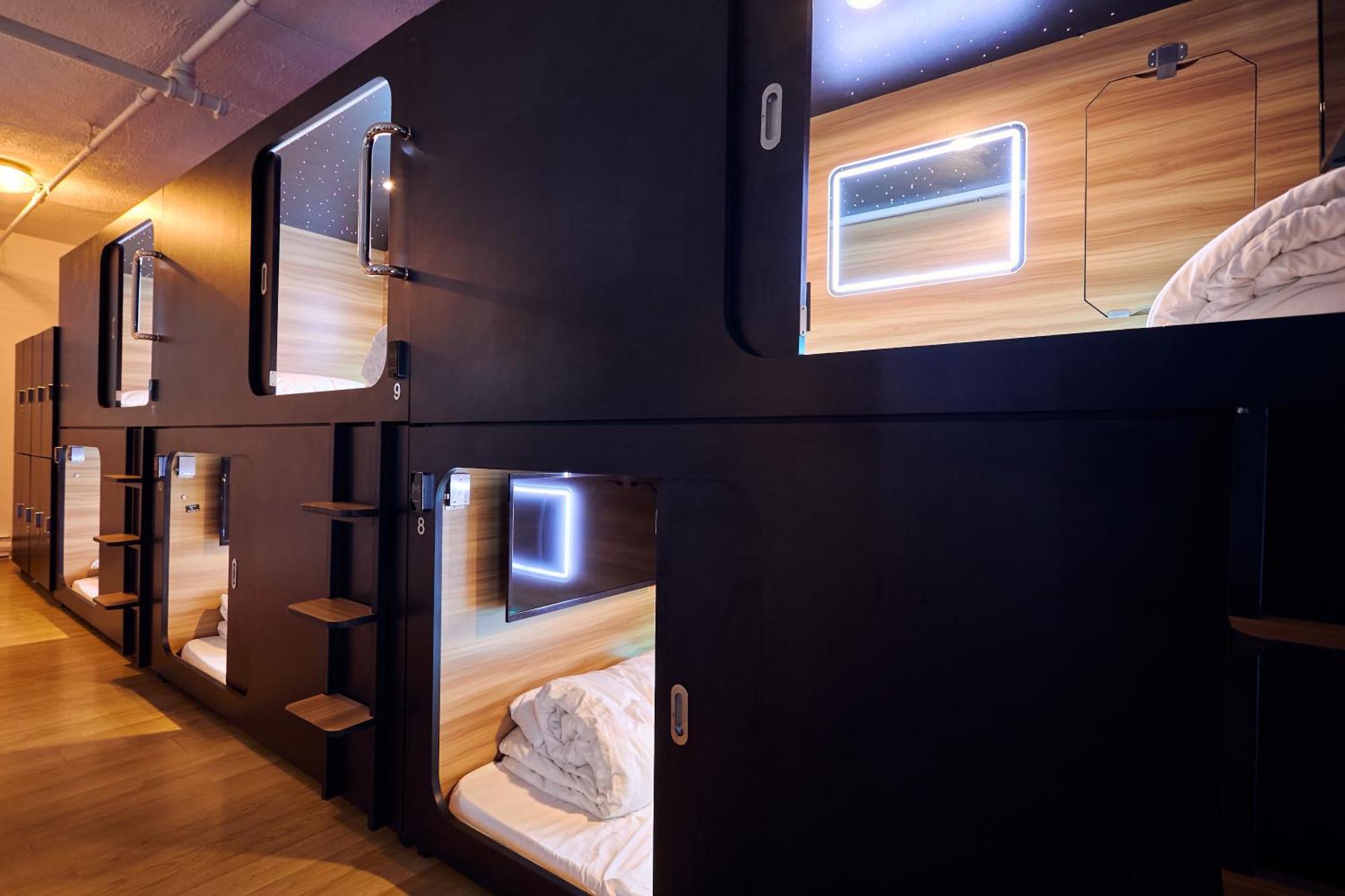 Pod Hotel Montréal Kültér fotó